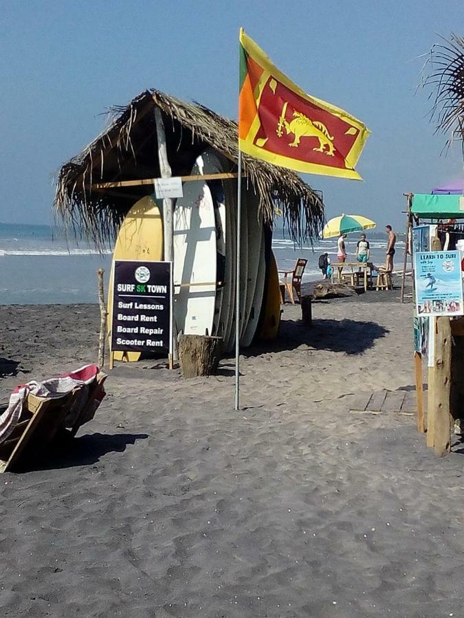 Guillet Beach Home Matara Dış mekan fotoğraf